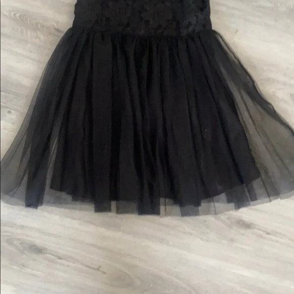 Adorable little black dress size  medium - Picture 2 of 9